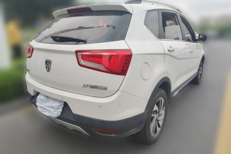 Used Baojun 560 2016 1.8L iAMT Luxury Model Rear Right 45 Deg