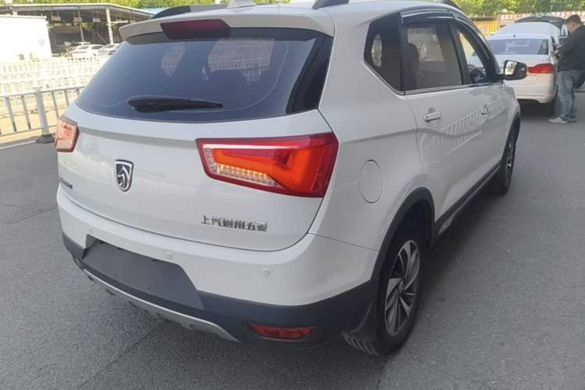 Used Baojun 560 2016 1.8L iAMT Luxury Model Rear Right 45 Deg