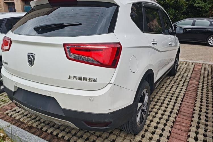 Used Baojun 560 2016 1.8L iAMT Luxury Model Rear Right 45 Deg