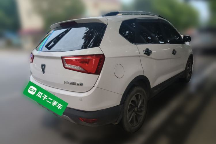 Used Baojun 560 2016 1.8L iAMT Luxury Model Rear Right 45 Deg