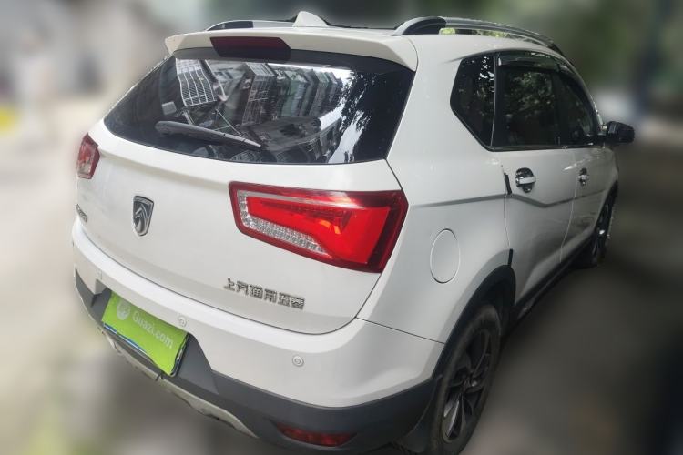 Used Baojun 560 2016 1.8L iAMT Luxury Model Rear Right 45 Deg