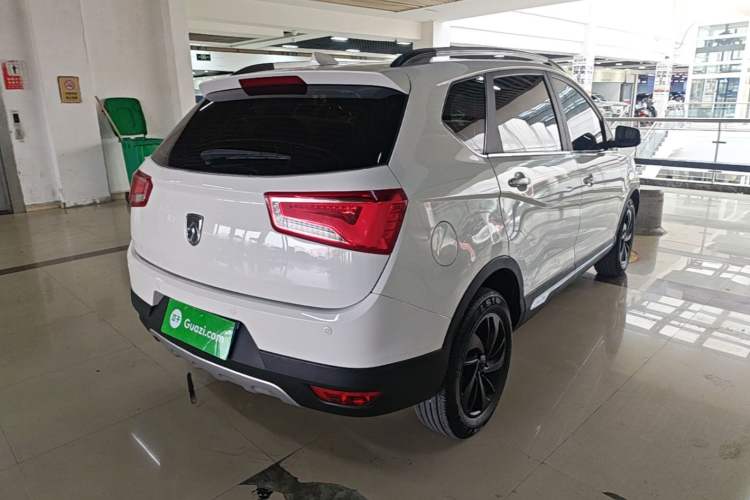 Used Baojun 560 2016 1.8L iAMT Luxury Model Rear Right 45 Deg