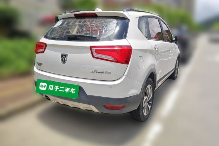 Used Baojun 560 2016 1.8L iAMT Luxury Model Rear Right 45 Deg