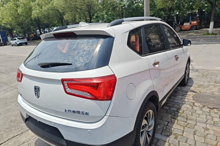 Used Baojun 560 2016 1.8L iAMT Luxury Model Rear Right 45 Deg