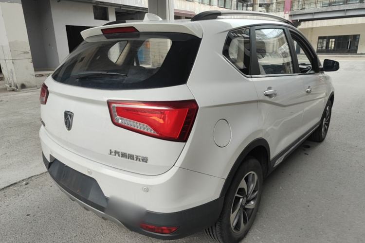 Used Baojun 560 2016 1.8L iAMT Luxury Model Rear Right 45 Deg