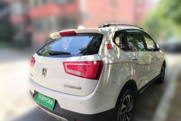 Used Baojun 560 2016 1.8L iAMT Luxury Model Rear Right 45 Deg