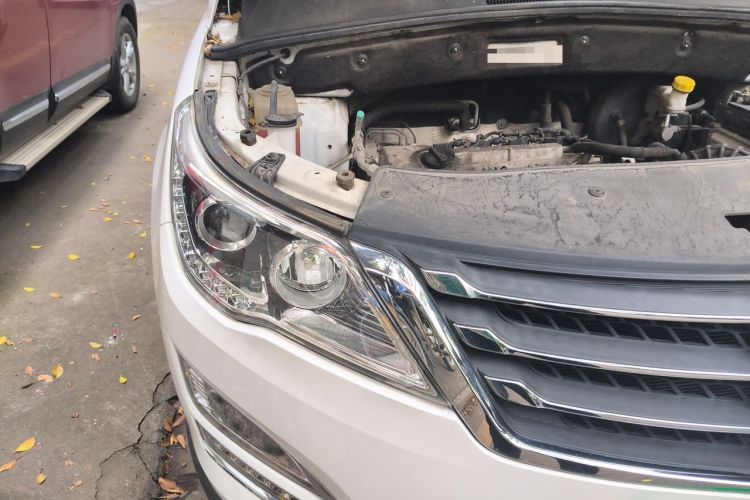 Used Baojun 560 2016 1.8L Manual Comfort Edition Right Front Headlight