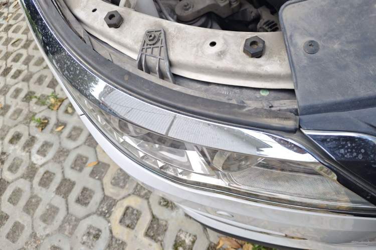 Used Baojun 560 2016 1.8L iAMT Luxury Model Right Front Headlight