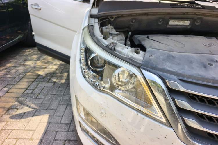 Used Baojun 560 2016 1.8L iAMT Luxury Model Right Front Headlight