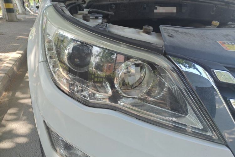 Used Baojun 560 2016 1.8L Manual Comfort Edition Right Front Headlight