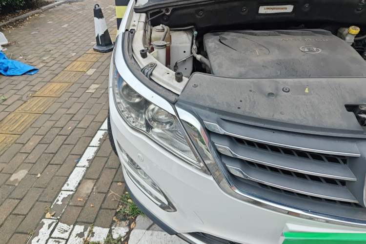 Used Baojun 560 2016 1.8L Manual Luxury Edition Right Front Headlight