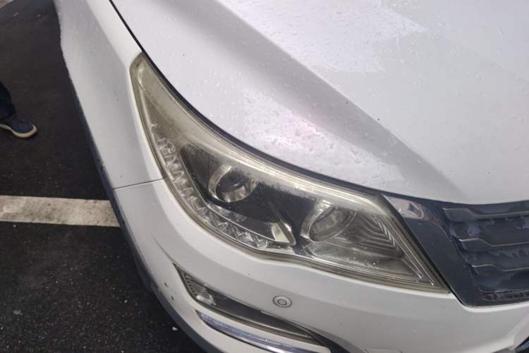 Used Baojun 560 2016 1.8L Manual Luxury Edition Right Front Headlight