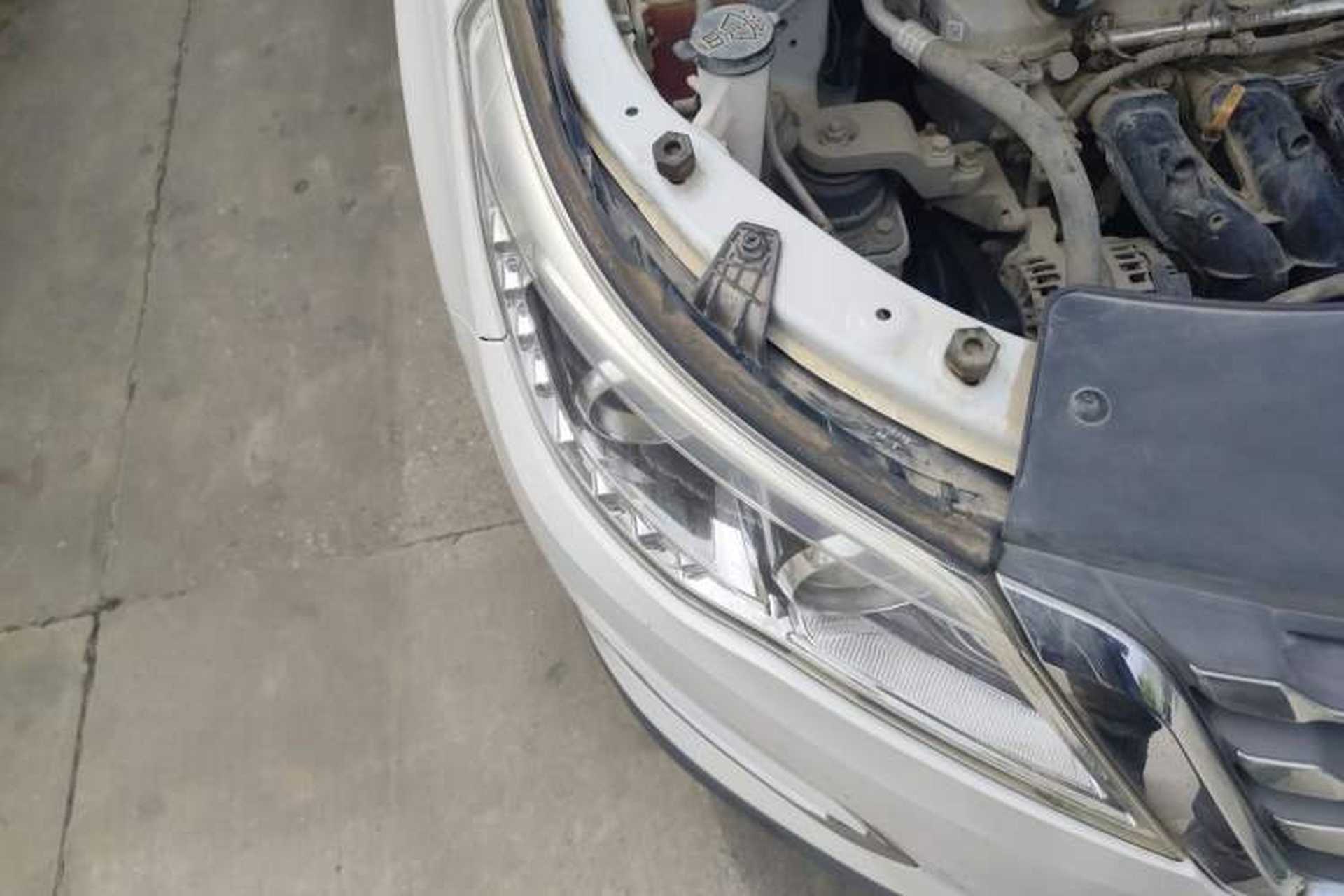 Used Baojun 560 2016 1.8L Manual Value Edition Right Front Headlight