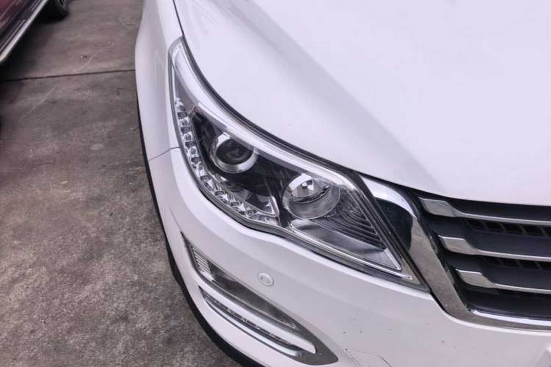 Used Baojun 560 2016 1.8L iAMT Luxury Model Right Front Headlight