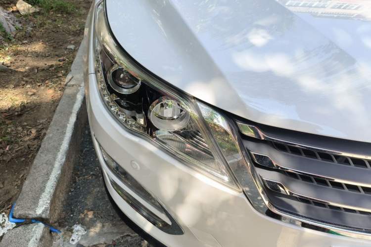 Used Baojun 560 2016 1.8L iAMT Luxury Model Right Front Headlight