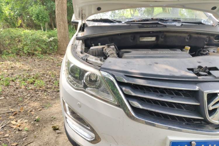 Used Baojun 560 2016 1.5T Manual Luxury Model Right Front Headlight