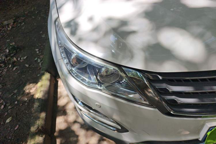 Used Baojun 560 2016 1.5T Manual Luxury Model Right Front Headlight
