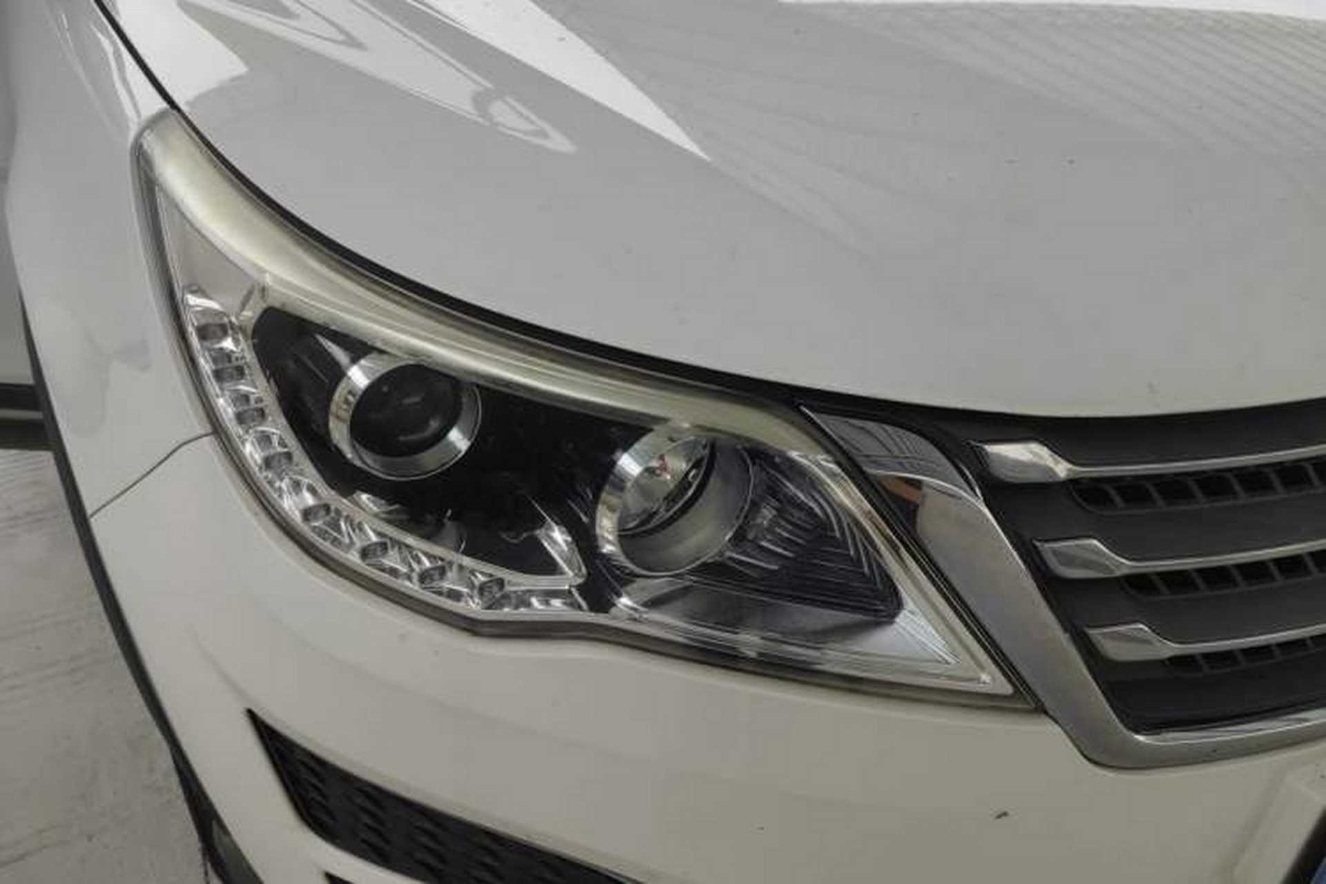 Used Baojun 560 2016 1.8L Manual Value Edition Right Front Headlight