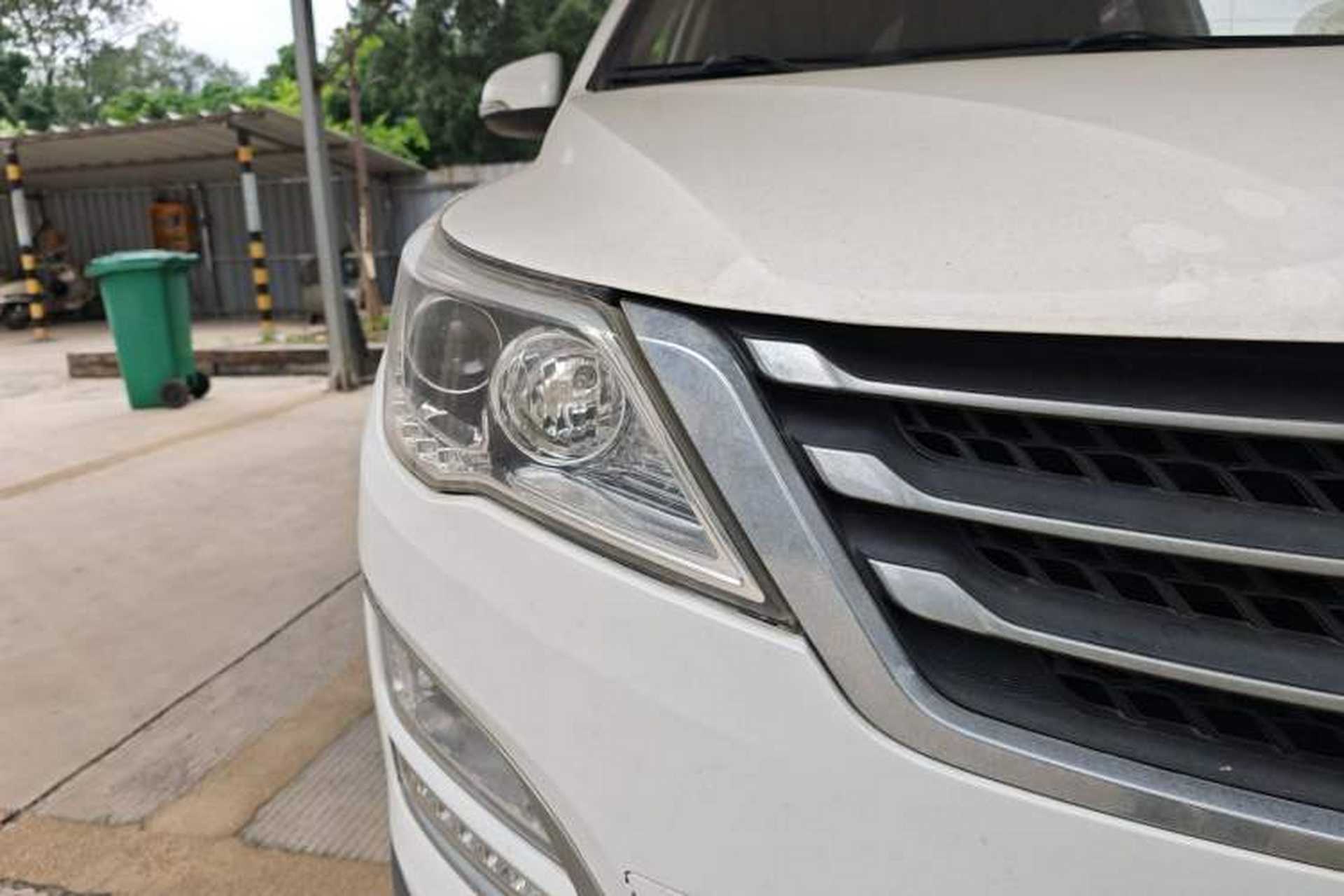 Used Baojun 560 2016 1.5T Manual Elite Edition Right Front Headlight