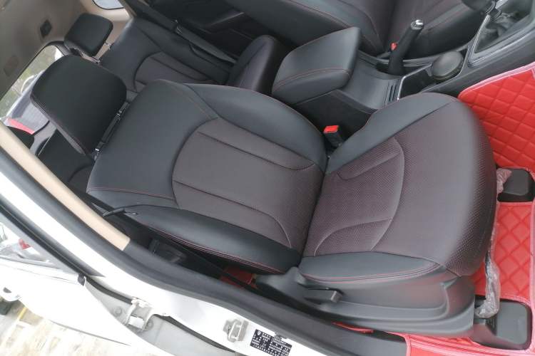 Used Baojun 560 2016 1.5T Manual Luxury Model Right Front Seat