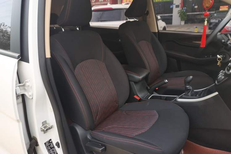 Used Baojun 560 2016 1.8L Manual Value Edition Right Front Seat