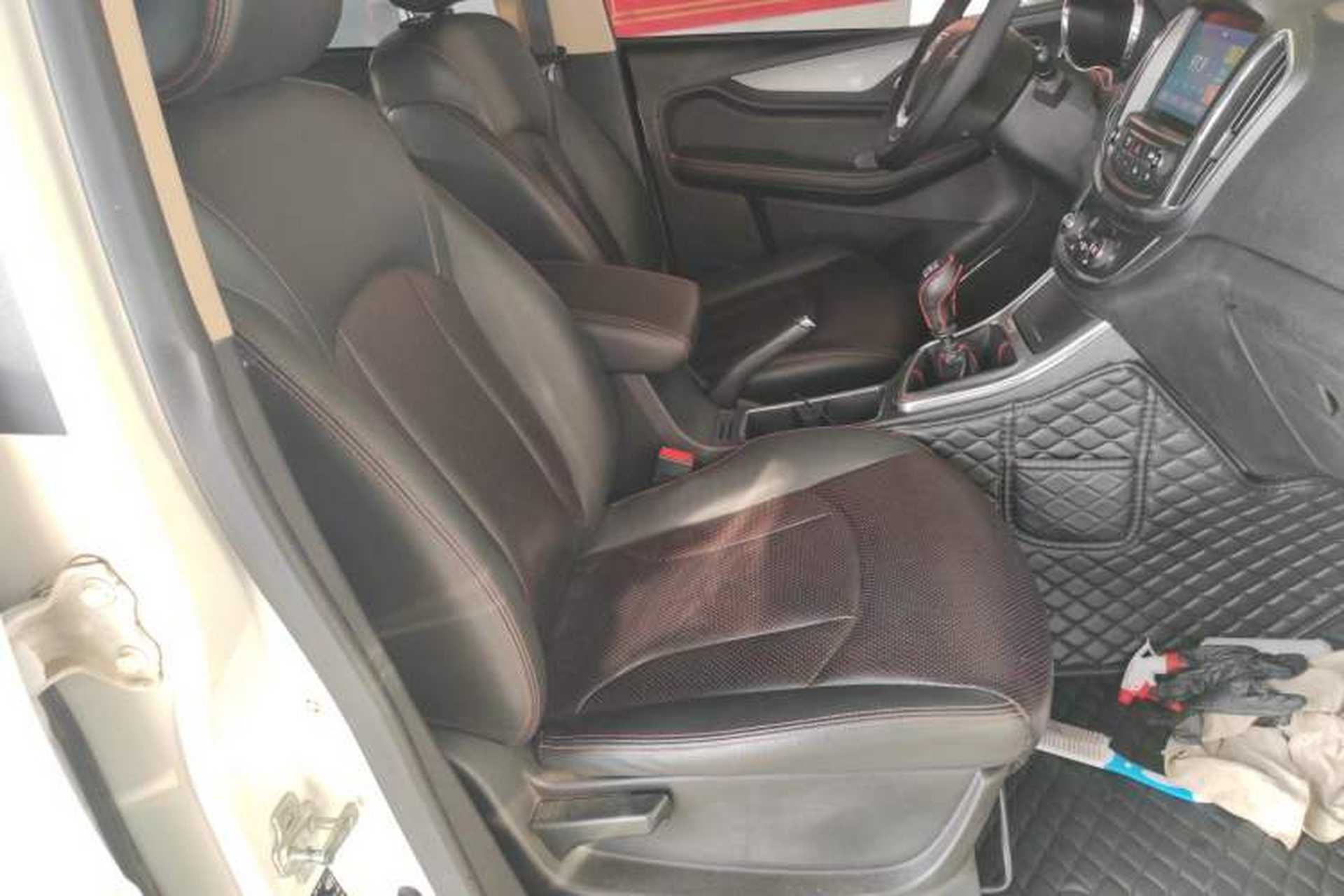 Used Baojun 560 2016 1.5T Manual Luxury Model Right Front Seat