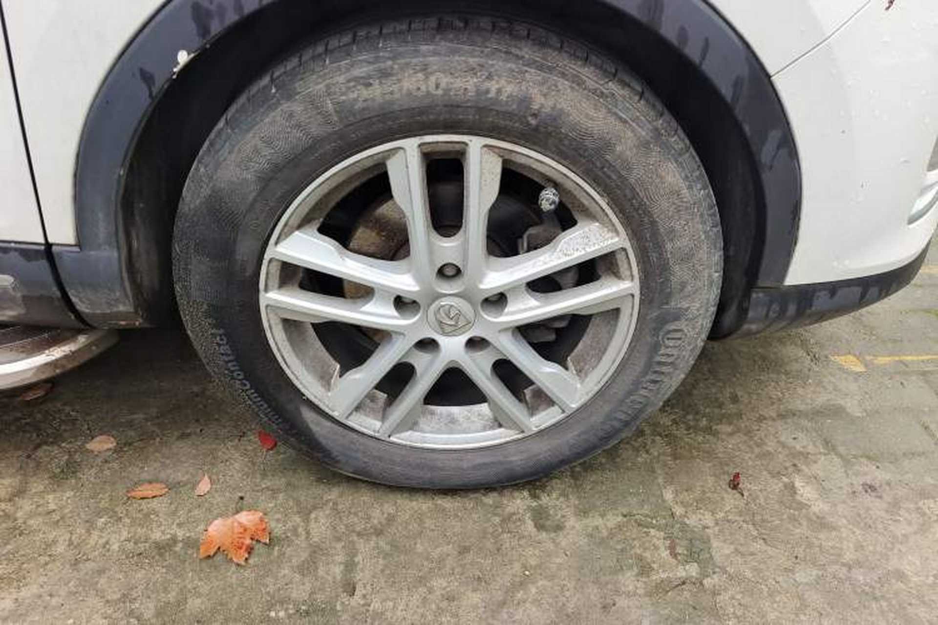 Used Baojun 560 2016 1.8L iAMT Elite Edition Right Front Wheel Hub