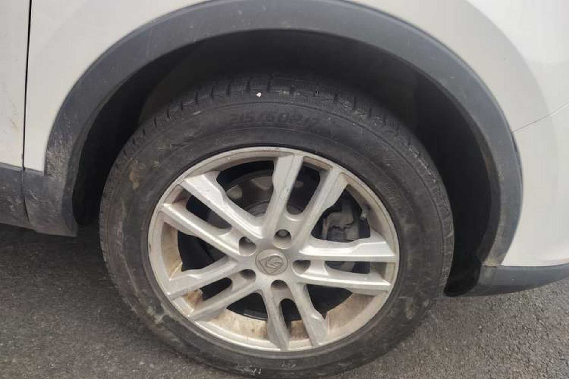 Used Baojun 560 2016 1.8L iAMT Elite Edition Right Front Wheel Hub