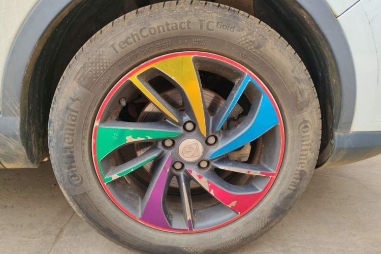 Used Baojun 560 2016 1.8L Manual Luxury Edition Right Front Wheel Hub