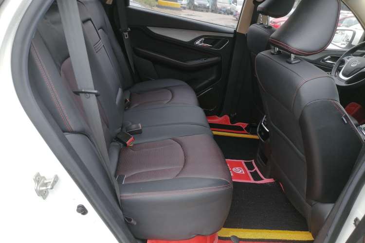 Used Baojun 560 2016 1.5T Manual Luxury Model Right Rear Seat