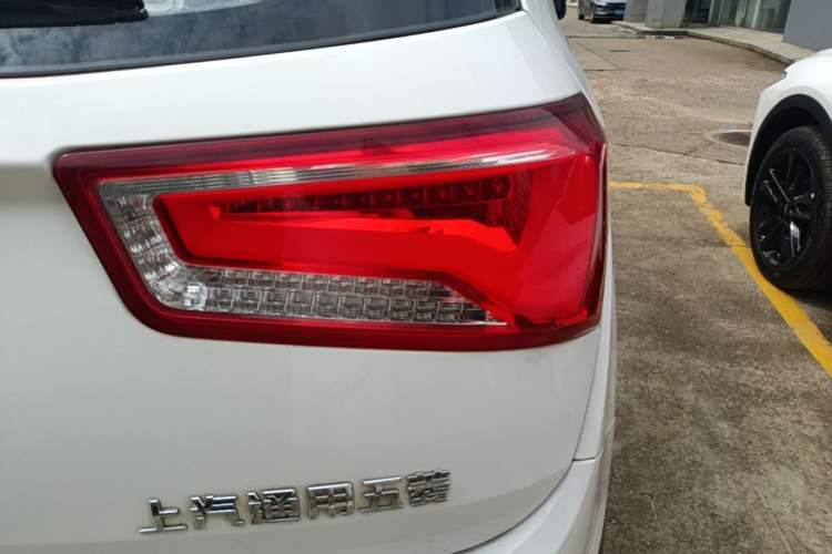 Used Baojun 560 2016 1.8L iAMT Luxury Model Right Rear Taillight