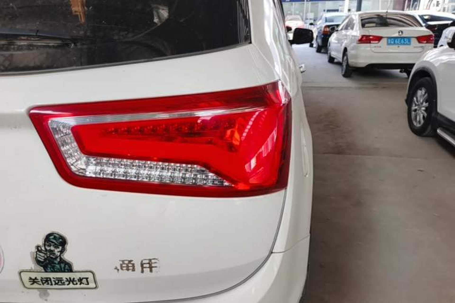 Used Baojun 560 2016 1.5T Manual Luxury Model Right Rear Taillight