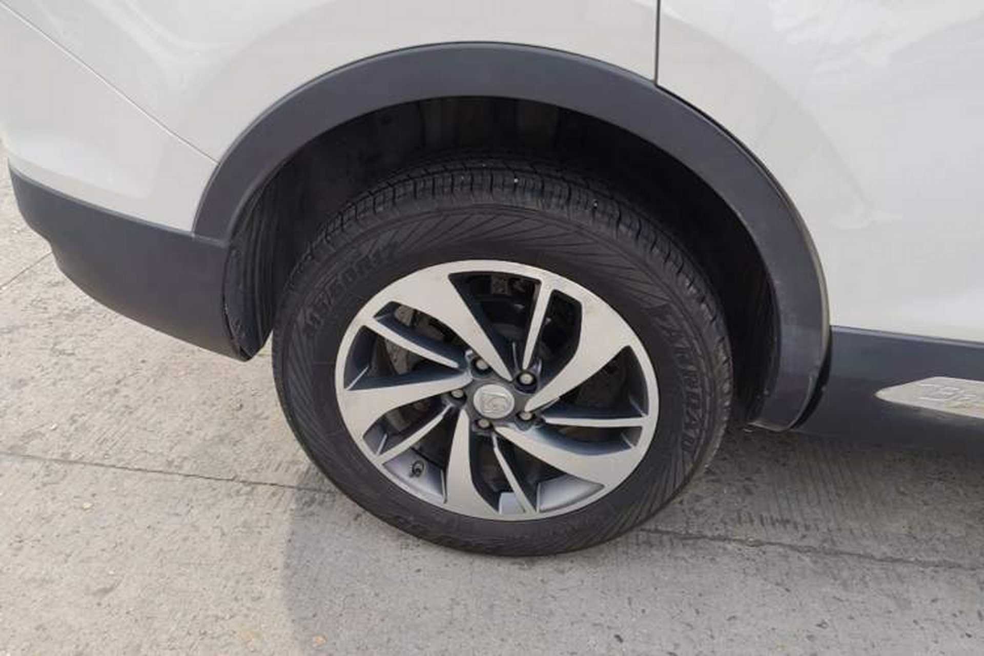 Used Baojun 560 2016 1.8L Manual Luxury Edition Right Rear Wheel Hub