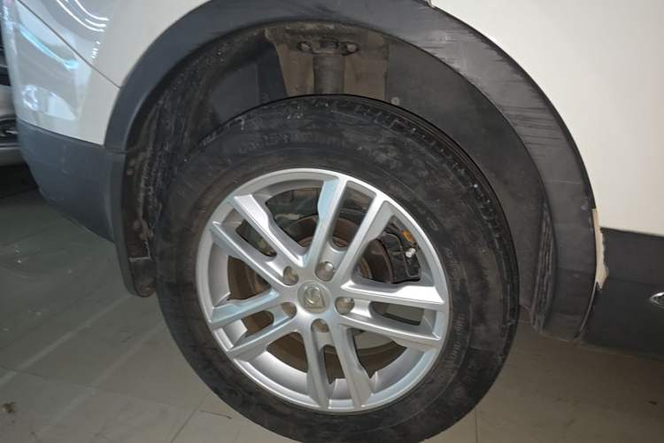 Used Baojun 560 2016 1.8L Manual Elite Edition Right Rear Wheel Hub