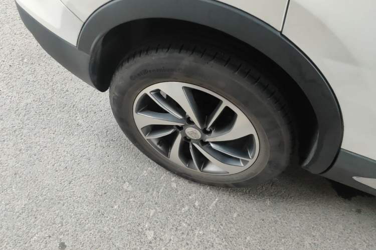 Used Baojun 560 2016 1.8L iAMT Luxury Model Right Rear Wheel Hub