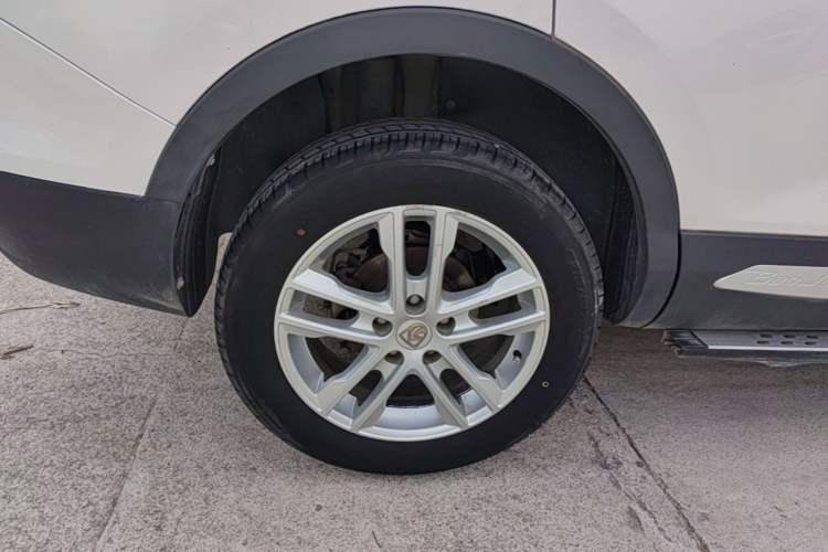 Used Baojun 560 2016 1.8L Manual Value Edition Right Rear Wheel Hub