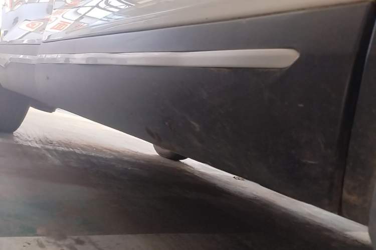 Used Baojun 560 2016 1.8L Manual Value Edition Right Side Sill