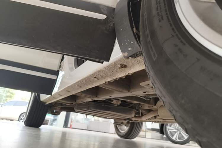 Used Baojun 560 2016 1.8L Manual Value Edition Right Side Sill