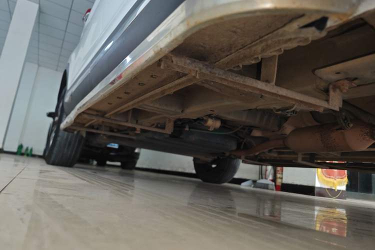 Used Baojun 560 2016 1.8L Manual Luxury Edition Right Side Sill