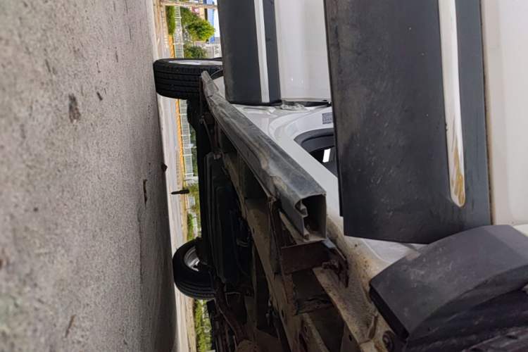 Used Baojun 560 2016 1.8L Manual Value Edition Right Side Sill