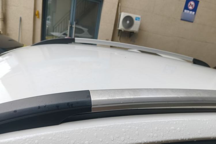 Used Baojun 560 2016 1.8L iAMT Elite Edition Roof