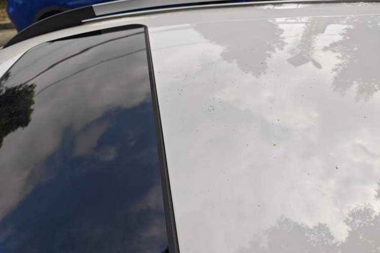 Used Baojun 560 2016 1.8L iAMT Luxury Model Roof