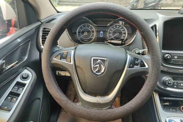Used Baojun 560 2016 1.8L iAMT Luxury Model Steering Wheel