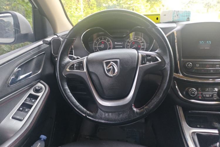 Used Baojun 560 2016 1.5T Manual Luxury Model Steering Wheel