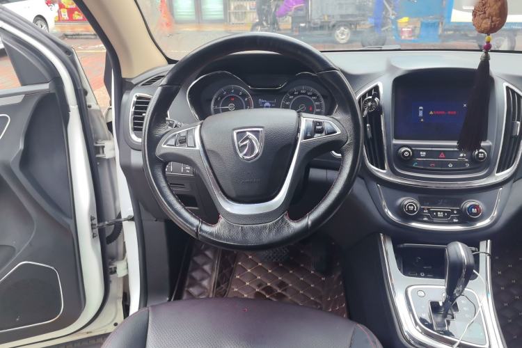 Used Baojun 560 2016 1.8L iAMT Luxury Model Steering Wheel