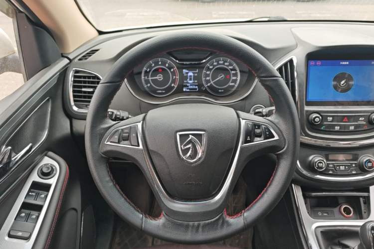 Used Baojun 560 2016 1.8L Manual Luxury Edition Steering Wheel