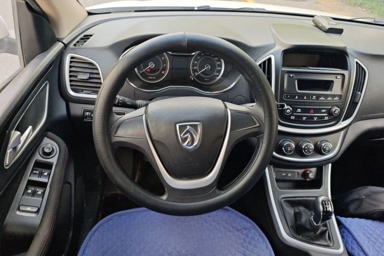 Used Baojun 560 2016 1.8L Manual Value Edition Steering Wheel