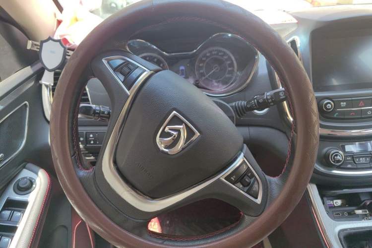 Used Baojun 560 2016 1.8L Manual Luxury Edition Steering Wheel