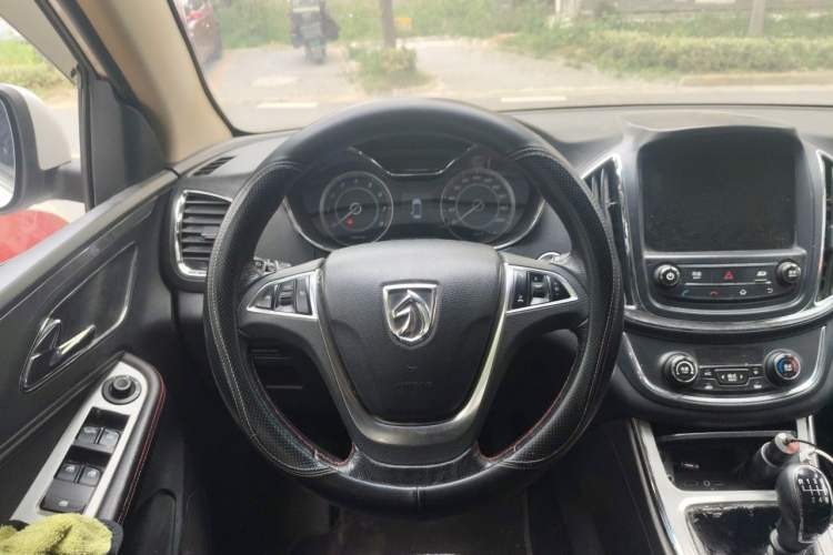 Used Baojun 560 2016 1.5T Manual Luxury Model Steering Wheel