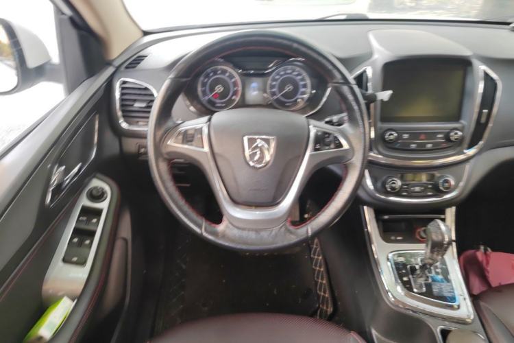 Used Baojun 560 2016 1.8L iAMT Luxury Model Steering Wheel